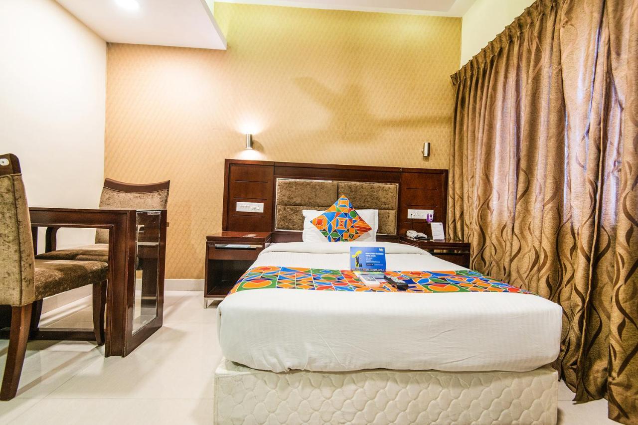 Fabhotel Apple Residency Chennai Exterior photo