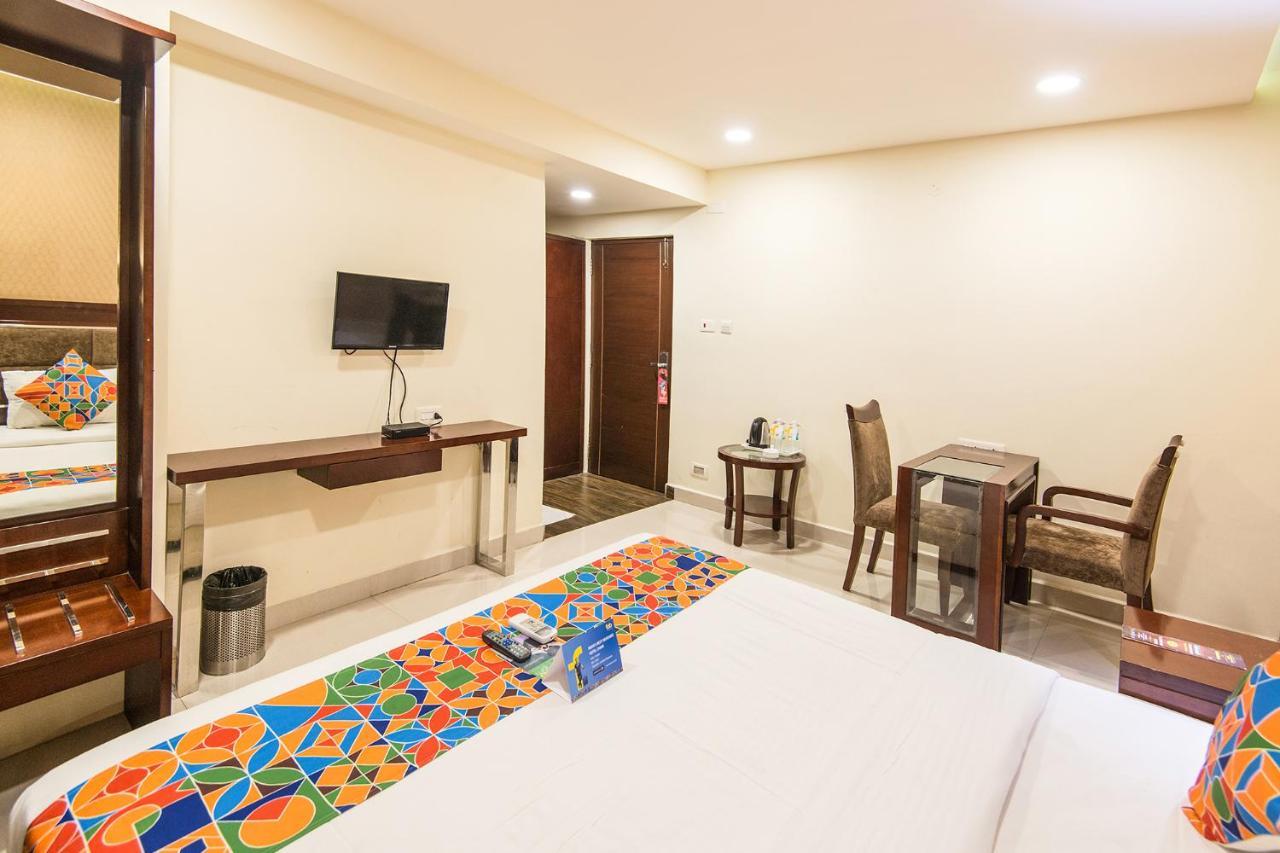 Fabhotel Apple Residency Chennai Exterior photo